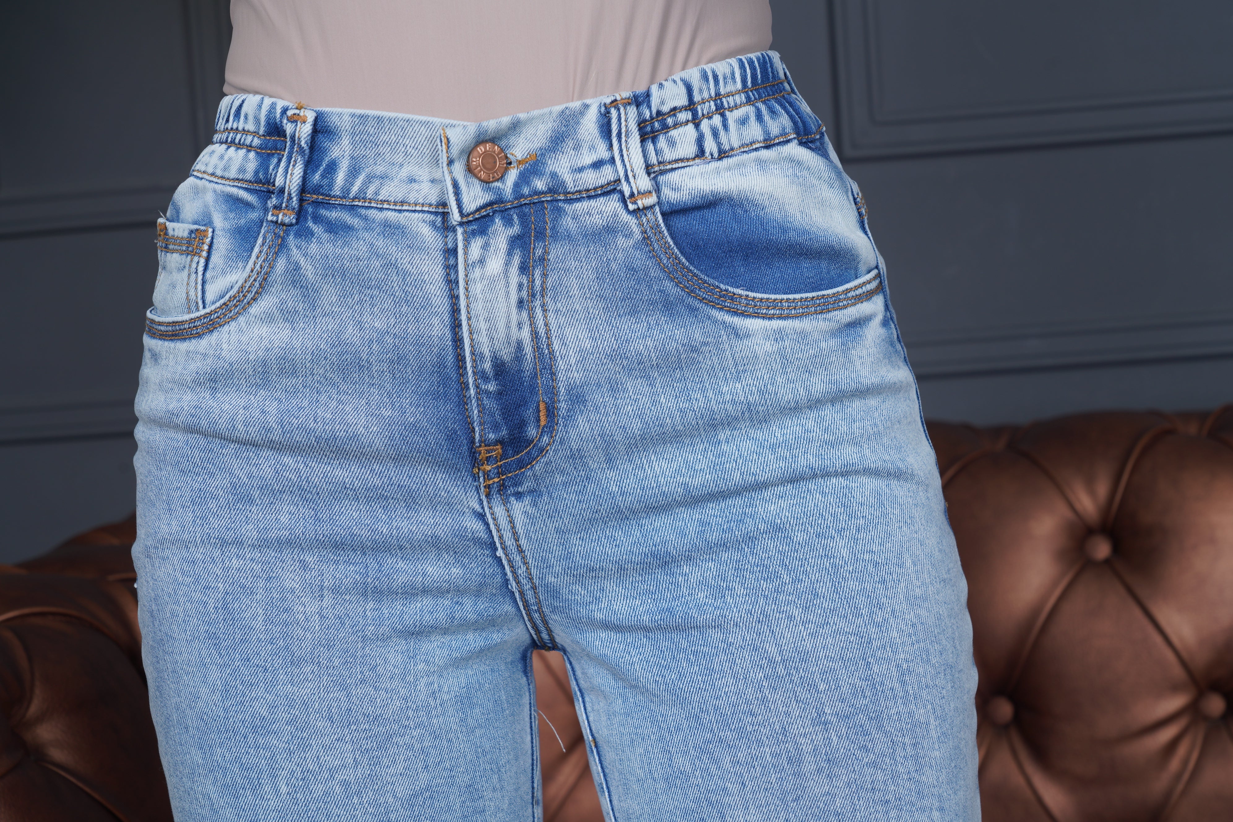 Jean Azul Claro Tiro Alto Recto Ref. 730 – Tela Más Vendida con Resorte en Cintura