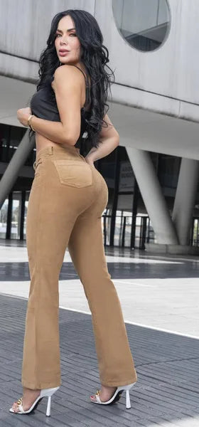 Pantalón Pana Licrada Acanalada Tiro Alto Push Up Ref. 665