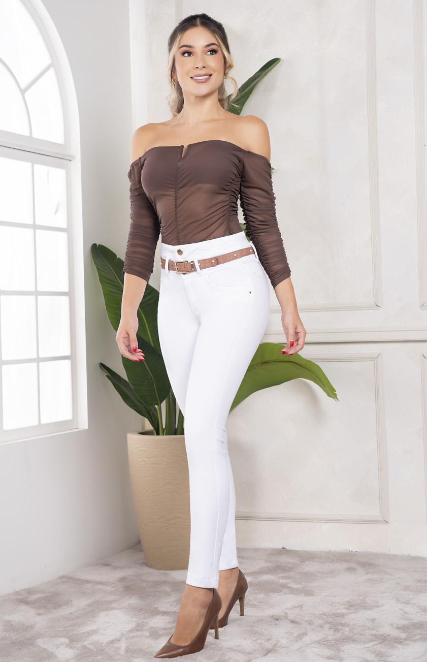 Jean Licrado Blanco Levanta Cola 3 Botones Control Abdomen Pitillo – Ref. 703